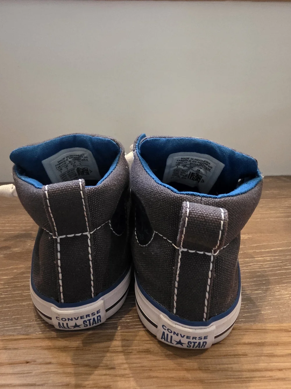 Converse brand new